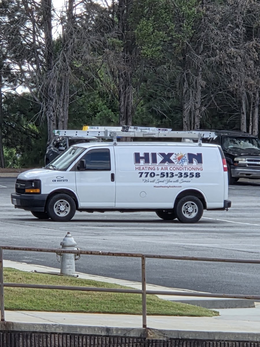 A Hixon service van arriving for an HVAC service call near Lawrenceville